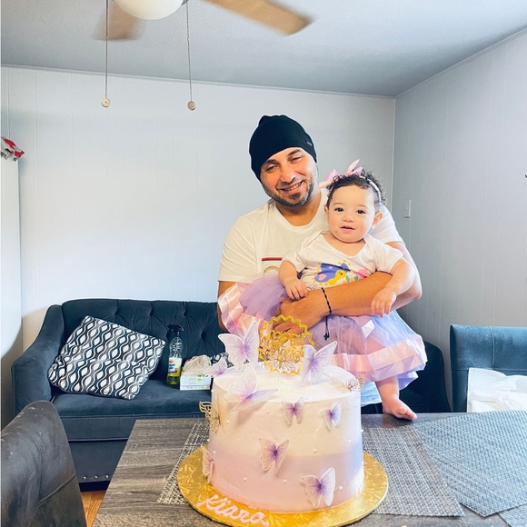 Meet your Posher, Ramirez - Picture 1 of 1